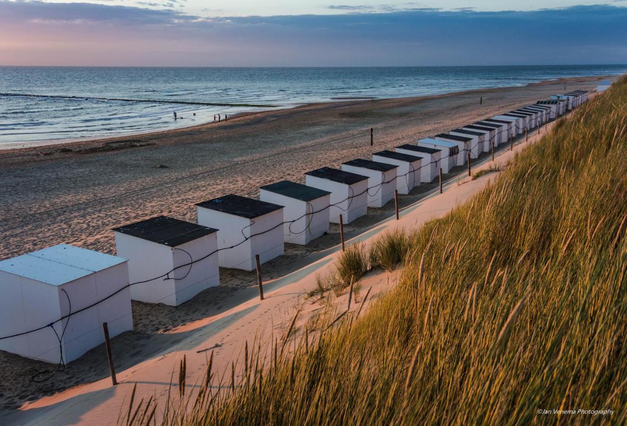 Bed En Bike Strunen Op Texel Den Burg Exterior foto